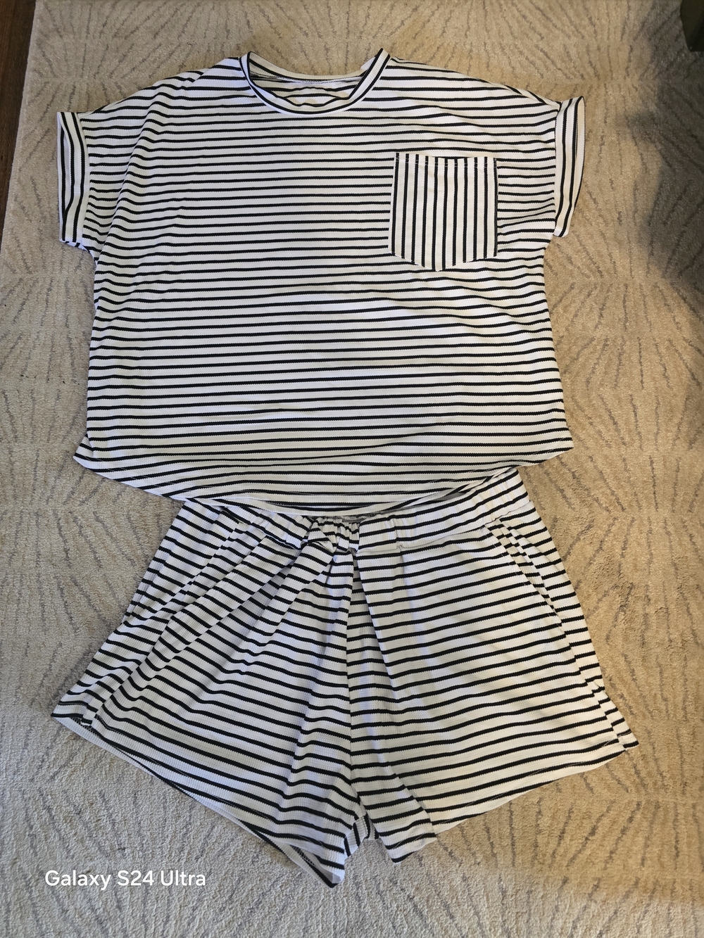 SHEIN Black and White Striped Two-Piece Lounge Set